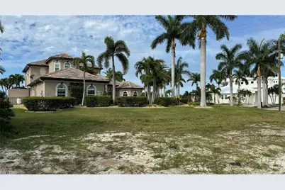 2824 SW 42nd Ln, Cape Coral, FL 33914 - Photo 9