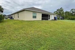 2614 27th St W, Lehigh Acres, FL 33971 - Photo 31