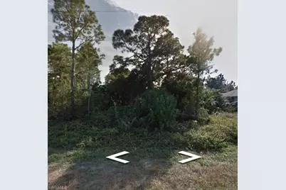 1240 Chrisholm St, Lehigh Acres, FL 33974 - Photo 3