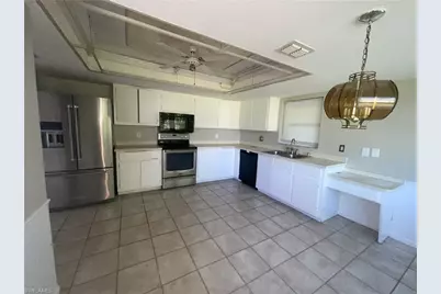 1518 SE 11th Ave, Cape Coral, FL 33990 - Photo 7