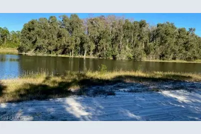 723 Joffre Pl, Lehigh Acres, FL 33974 - Photo 3