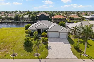 2532 SW 26th Pl, Cape Coral, FL 33914 - Photo 1