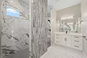 2532 SW 26th Pl, Cape Coral, FL 33914 - Photo 11