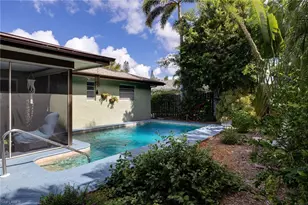 3523 Santiago Way, Naples, FL 34105 - Photo 21