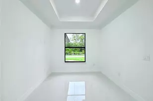 1402 Columbus Ave, Lehigh Acres, FL 33972 - Photo 9