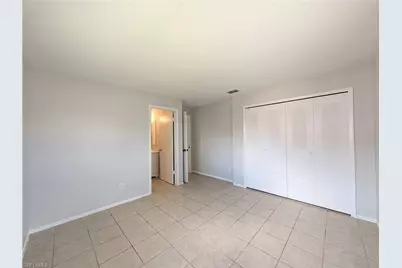 427 NE Pine Island Ln #1, Cape Coral, FL 33909 - Photo 5