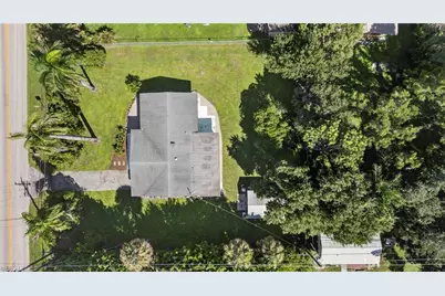 21 E Mariana Ave, North Fort Myers, FL 33917 - Photo 37