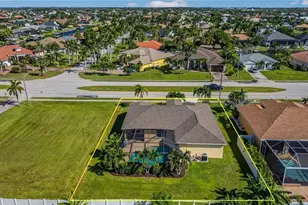 2606 Beach Pkwy W, Cape Coral, FL 33914 - Photo 35