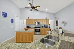 2606 Beach Pkwy W, Cape Coral, FL 33914 - Photo 9