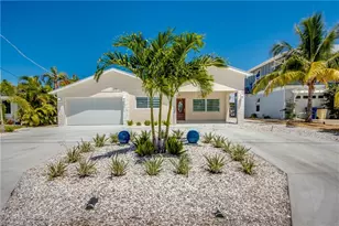 107 Albatross St, Fort Myers Beach, FL 33931 - Photo 3