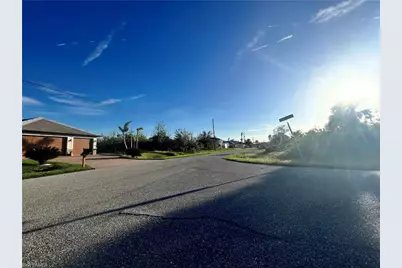 13468 Rayburn Ln, Port Charlotte, FL 33981 - Photo 3