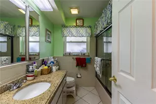 1313 Shelby Pkwy, Cape Coral, FL 33904 - Photo 19