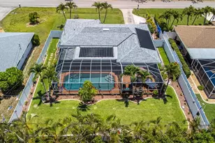 1313 Shelby Pkwy, Cape Coral, FL 33904 - Photo 5