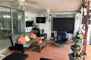 1313 Shelby Pkwy, Cape Coral, FL 33904 - Photo 27