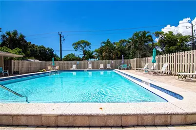 8407 S Haven Ln, Fort Myers, FL 33919 - Photo 29