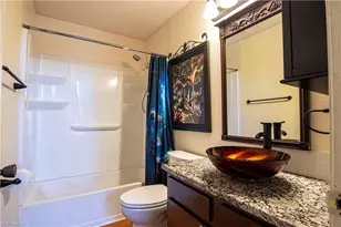 8407 S Haven Ln, Fort Myers, FL 33919 - Photo 27