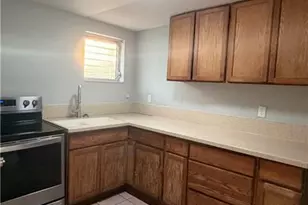 2181 Coronet St, Fort Myers, FL 33907 - Photo 9