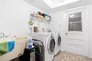 1154 SE 36th St, Cape Coral, FL 33904 - Photo 27