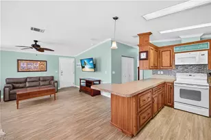 5720 Maplewood Ct, Fort Myers, FL 33905 - Photo 21