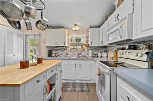 1000 Kings Hwy, Punta Gorda, FL 33980 - Photo 17