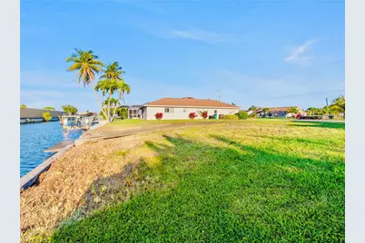 2525 Everest Pkwy, Cape Coral, FL 33904 - Photo 9