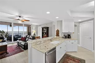 2090 W First St, Fort Myers, FL 33901 - Photo 7