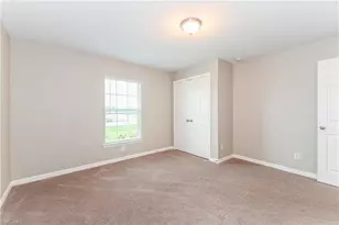 914 NE 13th Pl, Cape Coral, FL 33909 - Photo 9