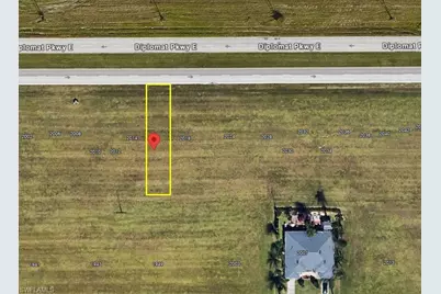 2016 Diplomat Pkwy E, Cape Coral, FL 33909 - Photo 1