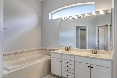 9141 Garden Pointe, Fort Myers, FL 33908 - Photo 19