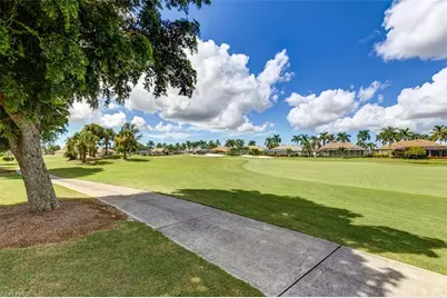 9141 Garden Pointe, Fort Myers, FL 33908 - Photo 7