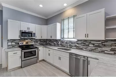 9141 Garden Pointe, Fort Myers, FL 33908 - Photo 3