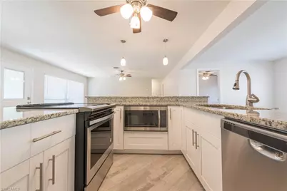 1411 San Juan Ave, Fort Myers, FL 33901 - Photo 5