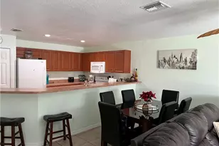 1333 SE 8th Ave, Cape Coral, FL 33990 - Photo 13