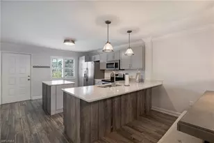 3021 Sandpiper Bay Cir, Naples, FL 34112 - Photo 5