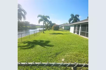 3315 SW 8th Ct, Cape Coral, FL 33914 - Photo 9