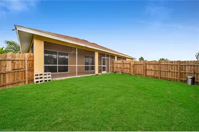 621 NW 37th Ave, Cape Coral, FL 33993 - Photo 29