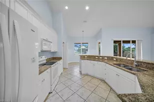 621 NW 37th Ave, Cape Coral, FL 33993 - Photo 11