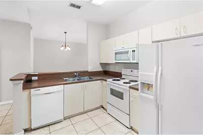 4191 Bellasol Cir #521, Fort Myers, FL 33916 - Photo 5