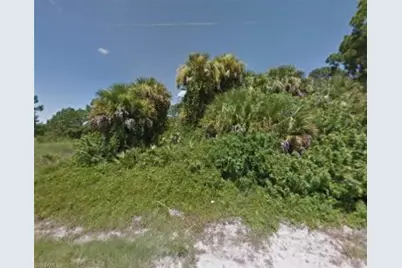 626 Bond Ave S, Lehigh Acres, FL 33974 - Photo 3