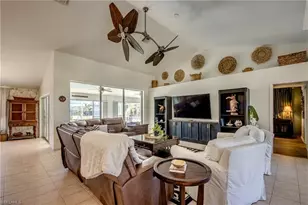 1024 SE 14th Terrace, Cape Coral, FL 33990 - Photo 15