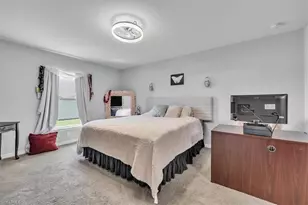 1718 NW 19th Terrace, Cape Coral, FL 33993 - Photo 13