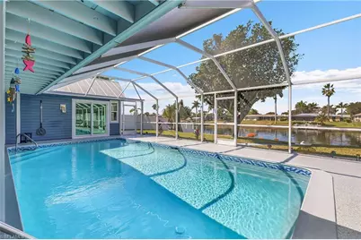 1221 SE 43rd Ter, Cape Coral, FL 33904 - Photo 35