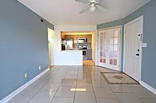 2885 Winkler Ave, Fort Myers, FL 33916 - Photo 3