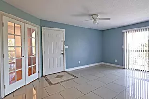 2885 Winkler Ave, Fort Myers, FL 33916 - Photo 9