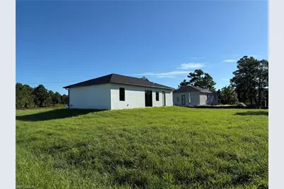 902 Wabasso Ct, Lehigh Acres, FL 33974 - Photo 15