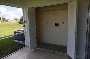 1733 NE 7th Pl, Cape Coral, FL 33909 - Photo 27