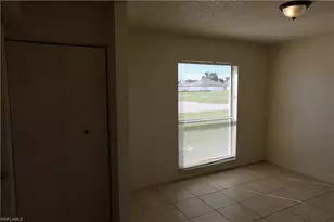 1733 NE 7th Pl, Cape Coral, FL 33909 - Photo 9