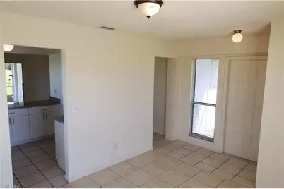 1733 NE 7th Pl, Cape Coral, FL 33909 - Photo 7