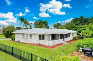 2166 Cape Way, North Fort Myers, FL 33917 - Photo 5