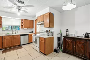 5006 Pike Ln, Labelle, FL 33935 - Photo 11